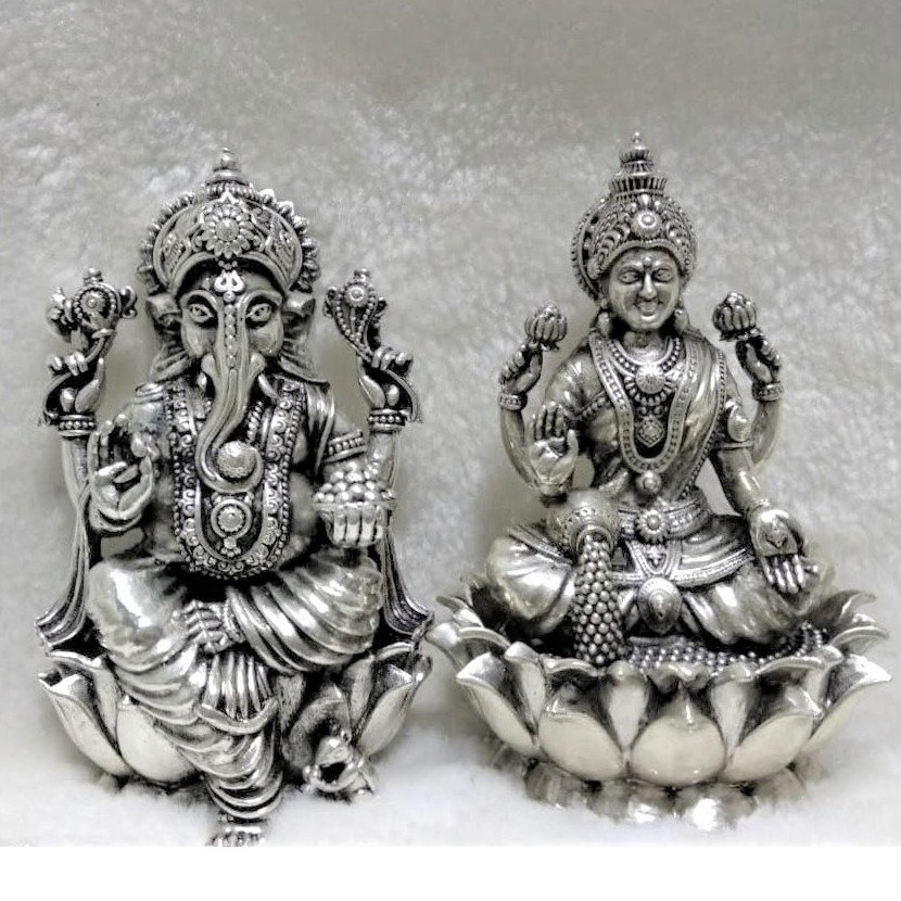 Pure silver lakshmi ganesh idols in high finishing po-138-02