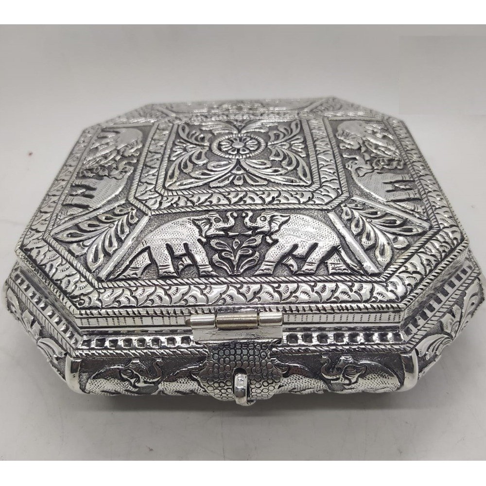 92.5 pure silver dry fruit box in fancy shape po-147-19