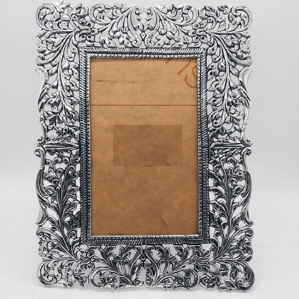 Pure Silver Photo Frame In Antique Nakashii work PO-171-30