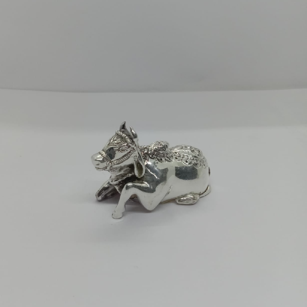 Pure silver idol of nandi in antique polish